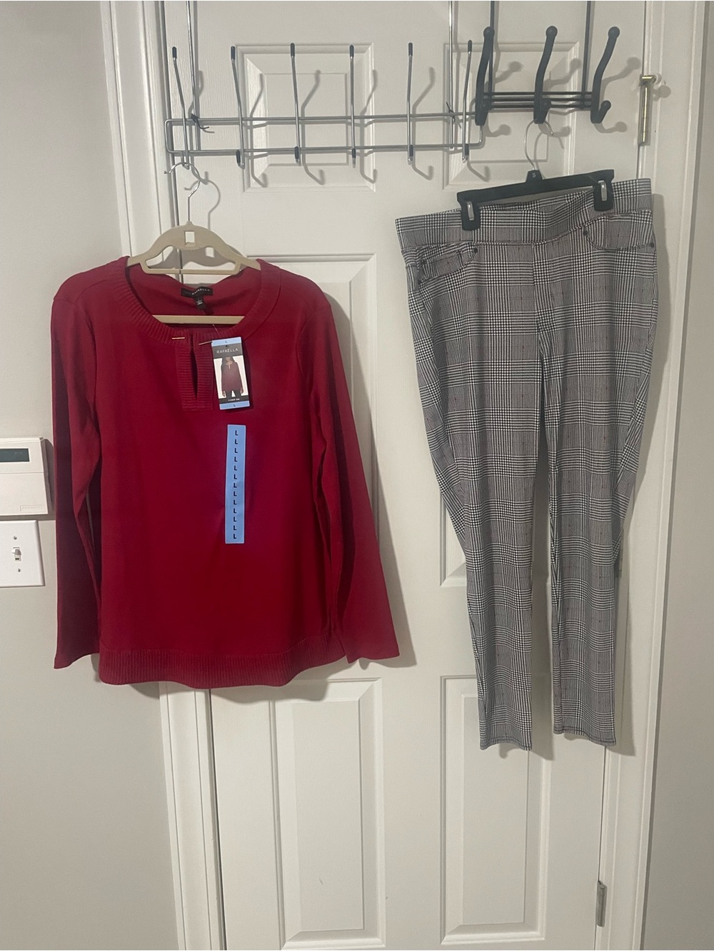 Rafaella nwt red sweater 7 brand pants small plaid skinny large set